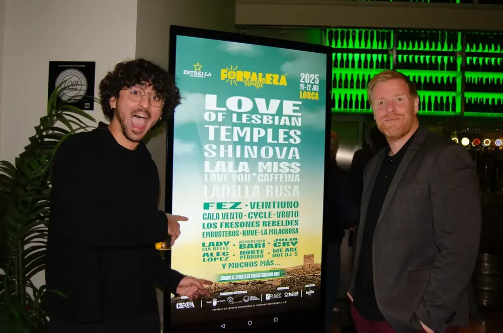 Equipo de DKZ Studio en la cobertura del festival Fortaleza Sound en Murcia